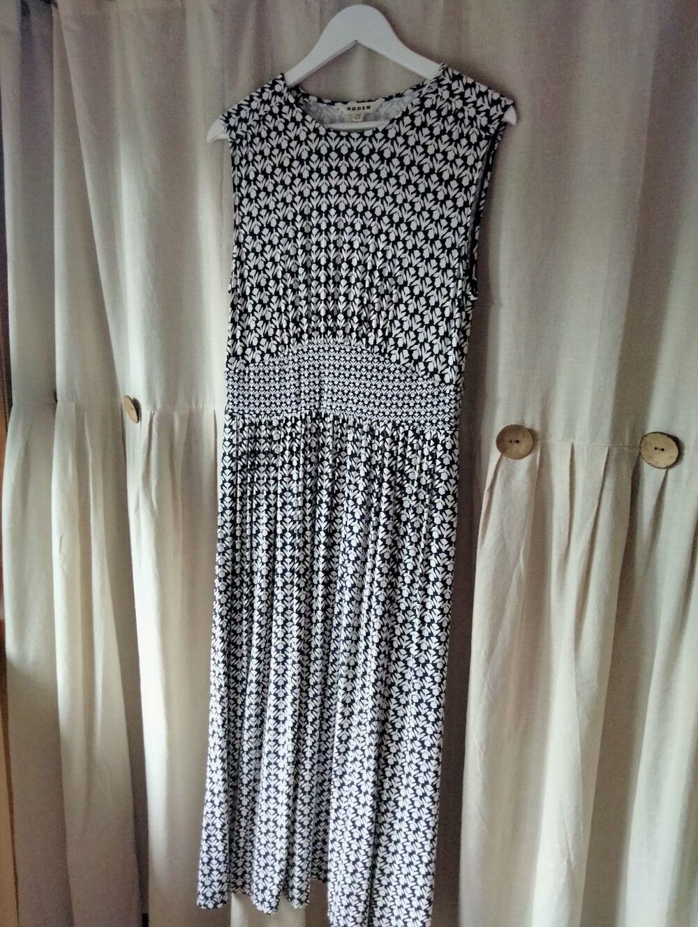 Boden Navy & White Patterned Sleeveless Maxi Dress with pockets